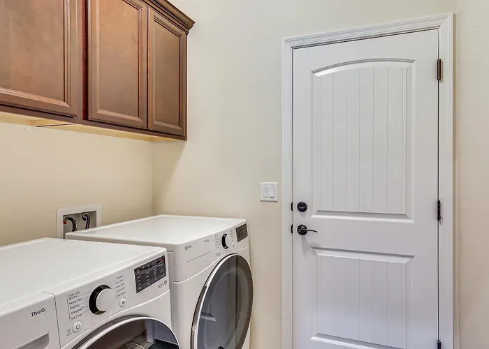 Family Haven 4 Mi To Havasu & London Bridge! * Lake Havasu City